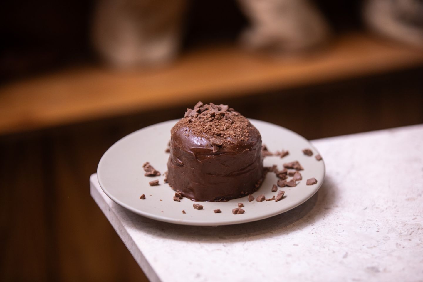 Round Chocolate Cake
