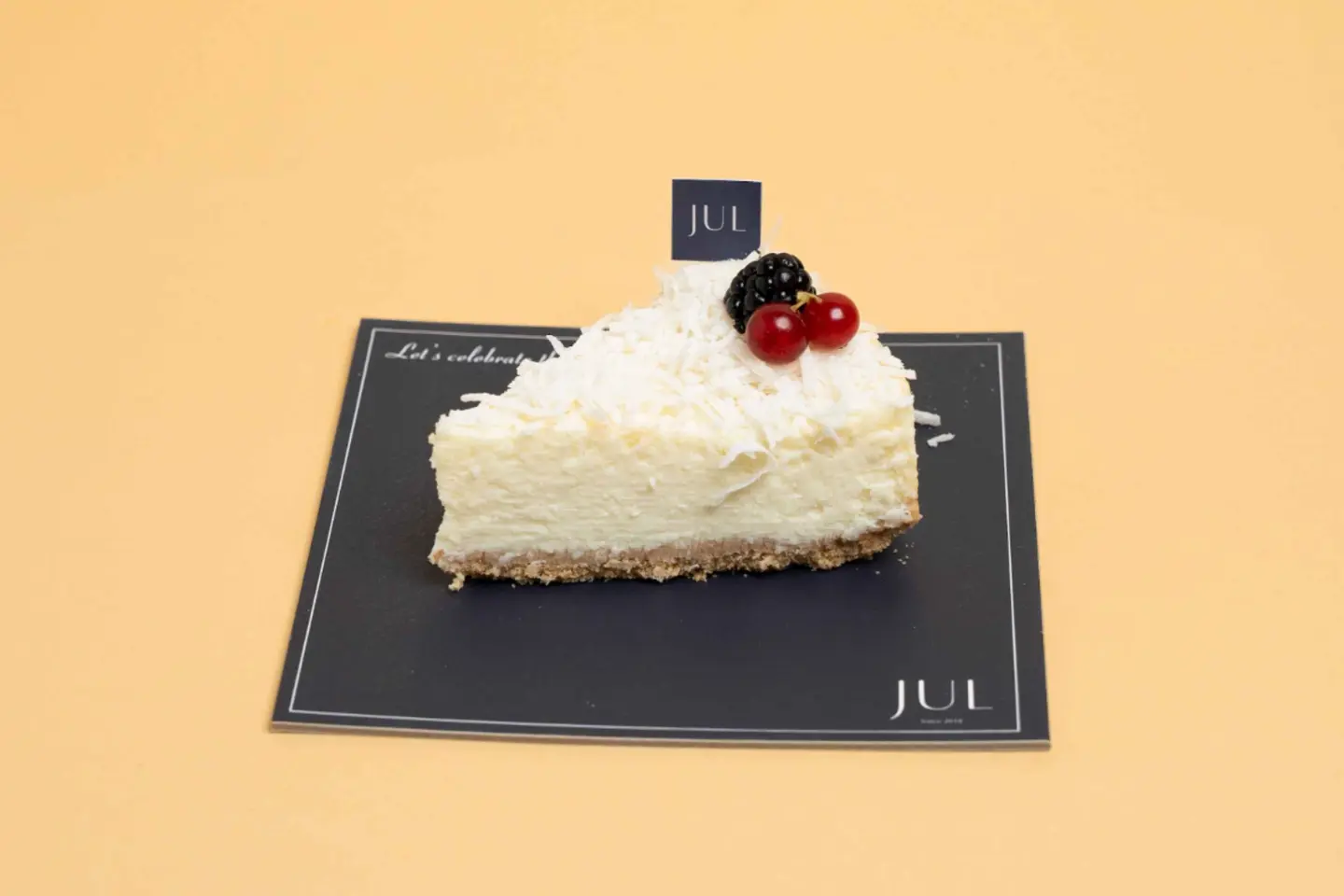 تشيز كيك جوز الهند