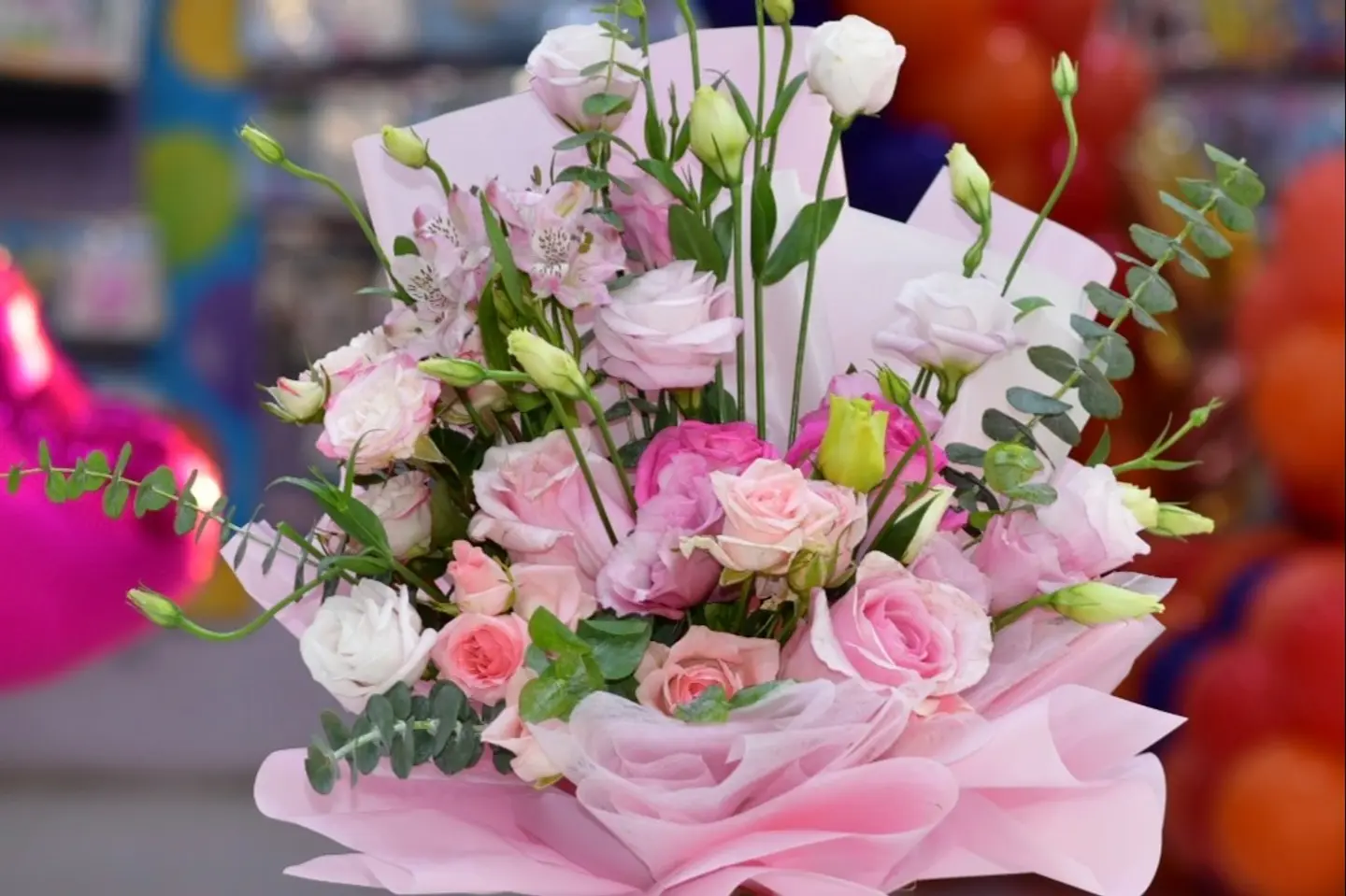 Luminous Rose Bouquet