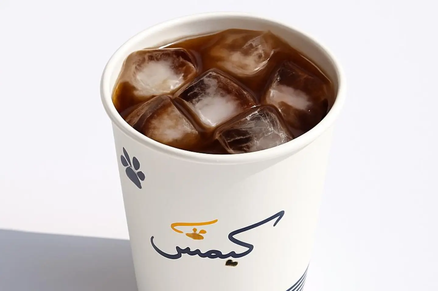 قهوة اليوم بارد صغير