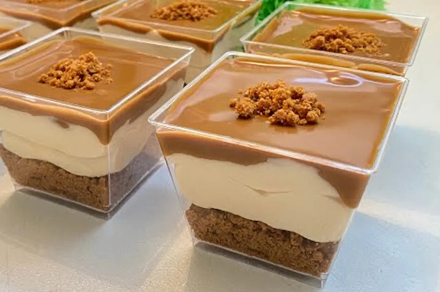 حلوى اللوتس