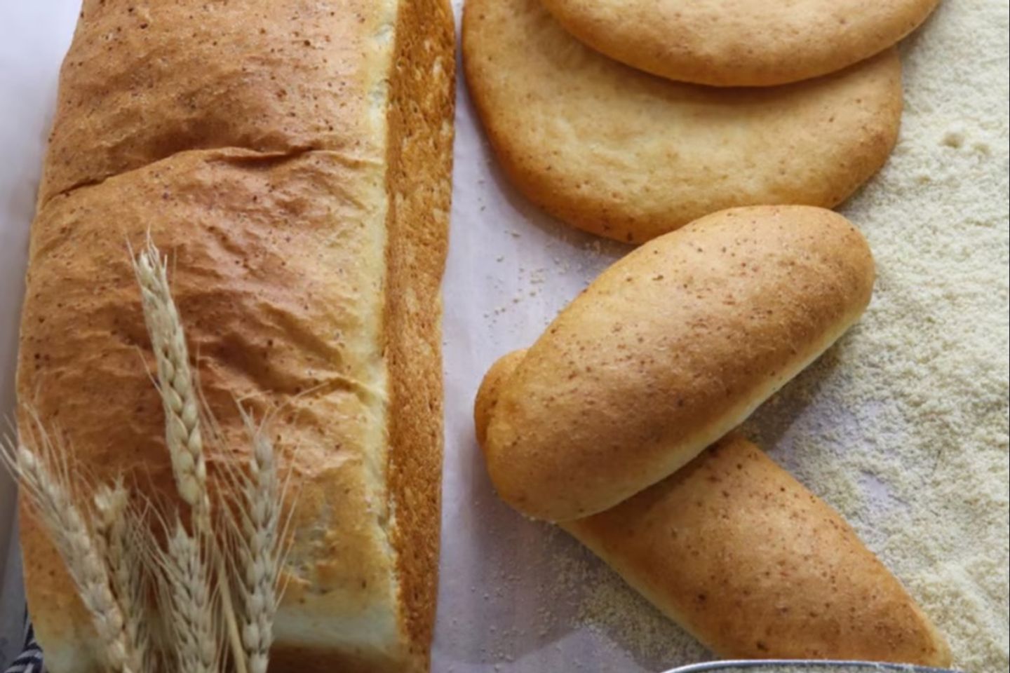 خبز برجر اللوز الصحي