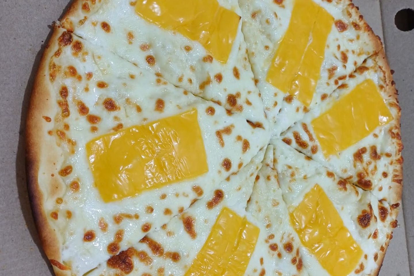 Mix Cheese Pizza Large Size