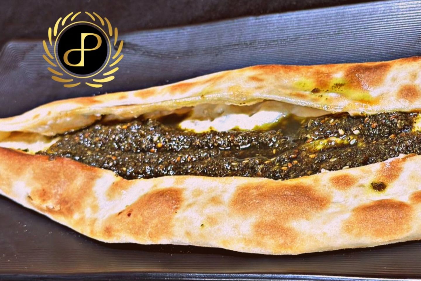 فطيرة لبنة زعتر