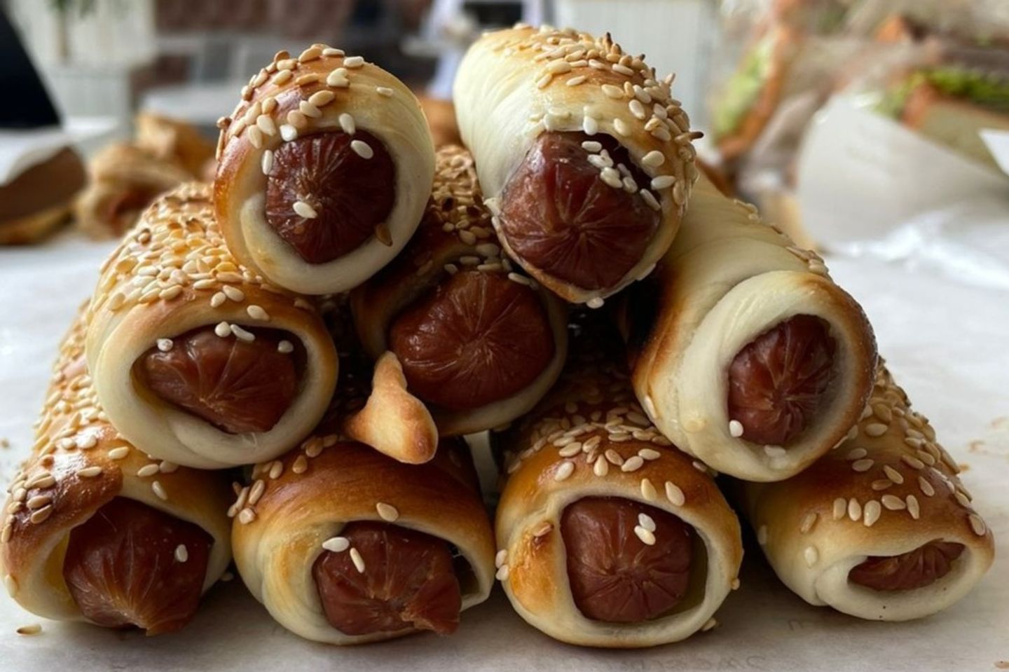 ميني هوت دوق برتزل