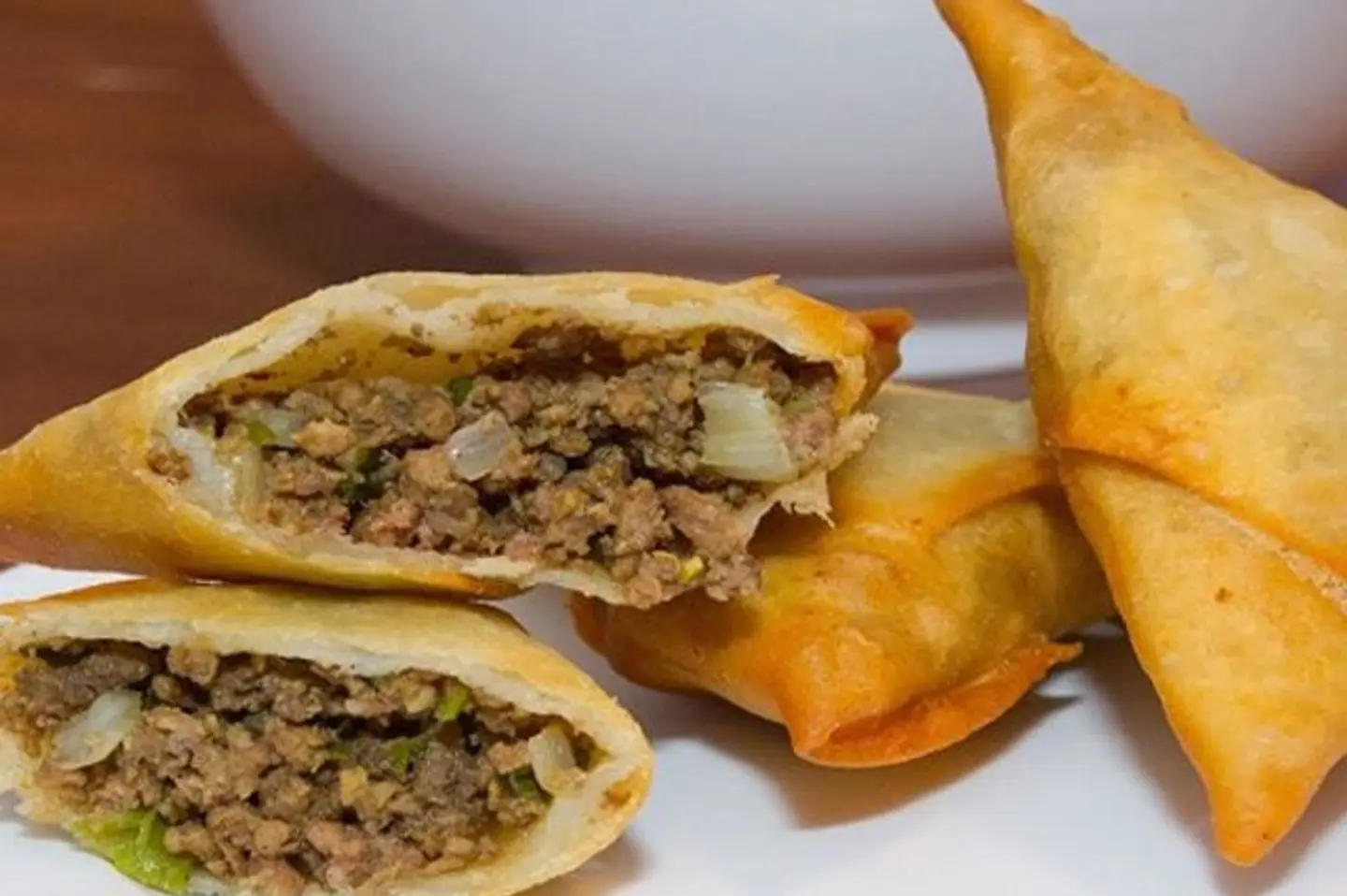Half A Kilo Of Samosa