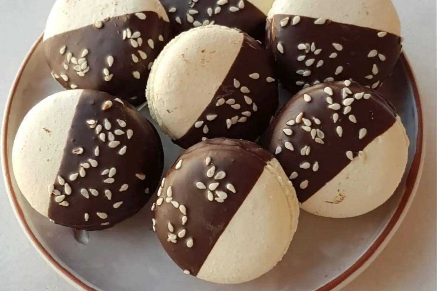 Macarons, Tahini Sweets
