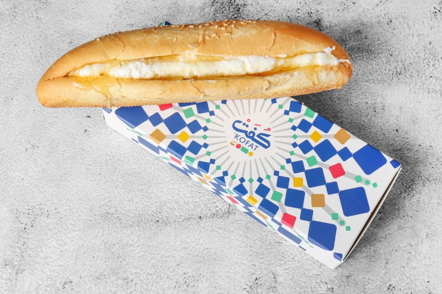 عسل بالقشطة