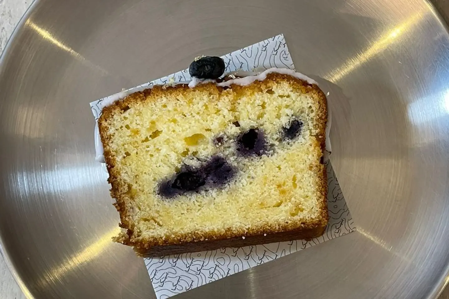 Lemon Cake With Berries