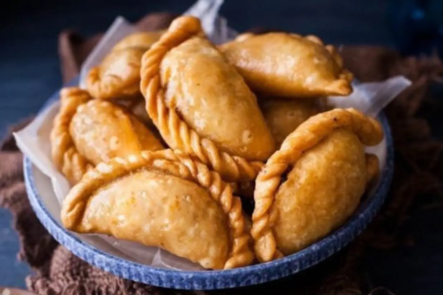 سمبوسة جبن