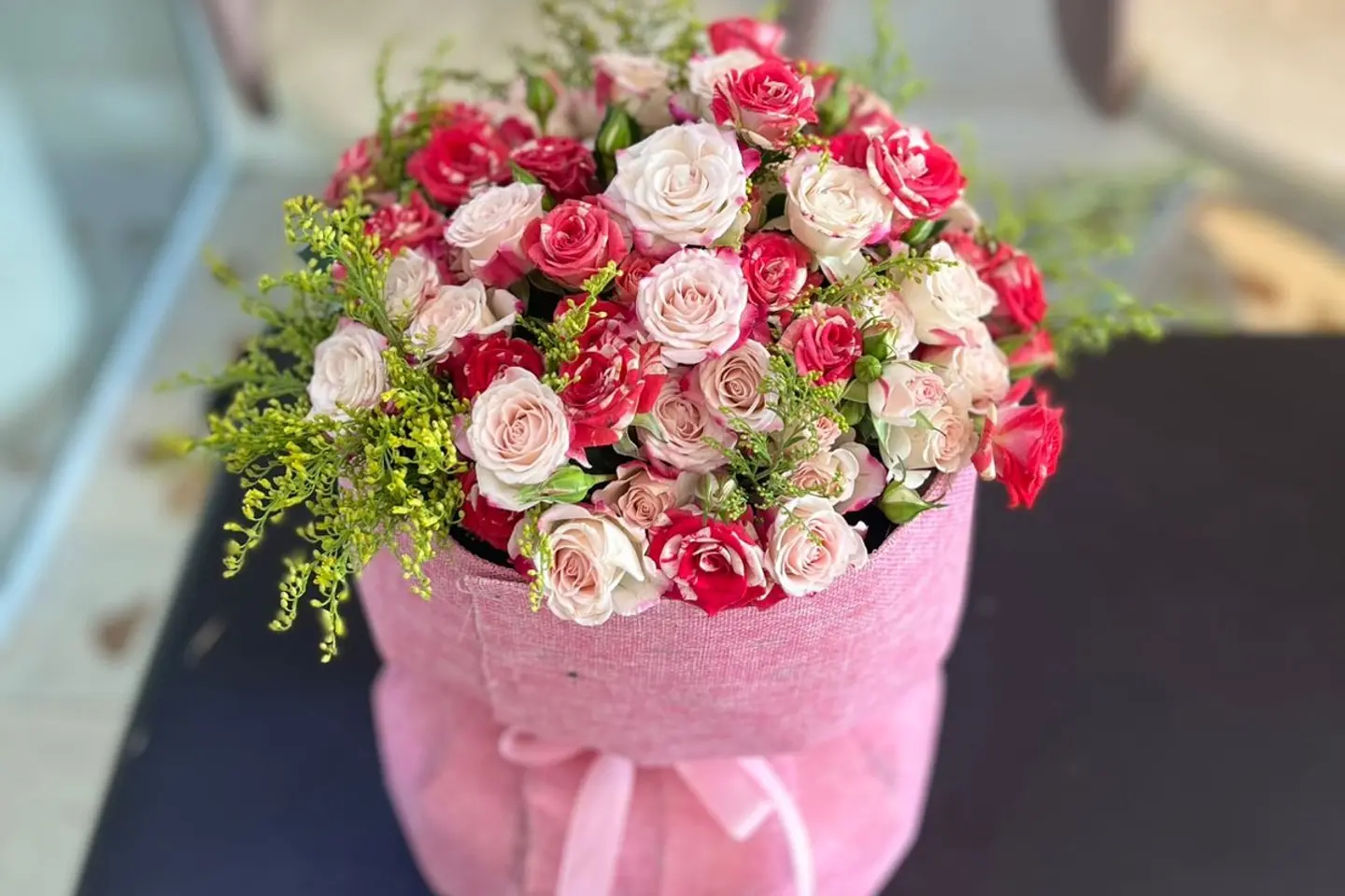 باقة ورد وريحان ثمانية