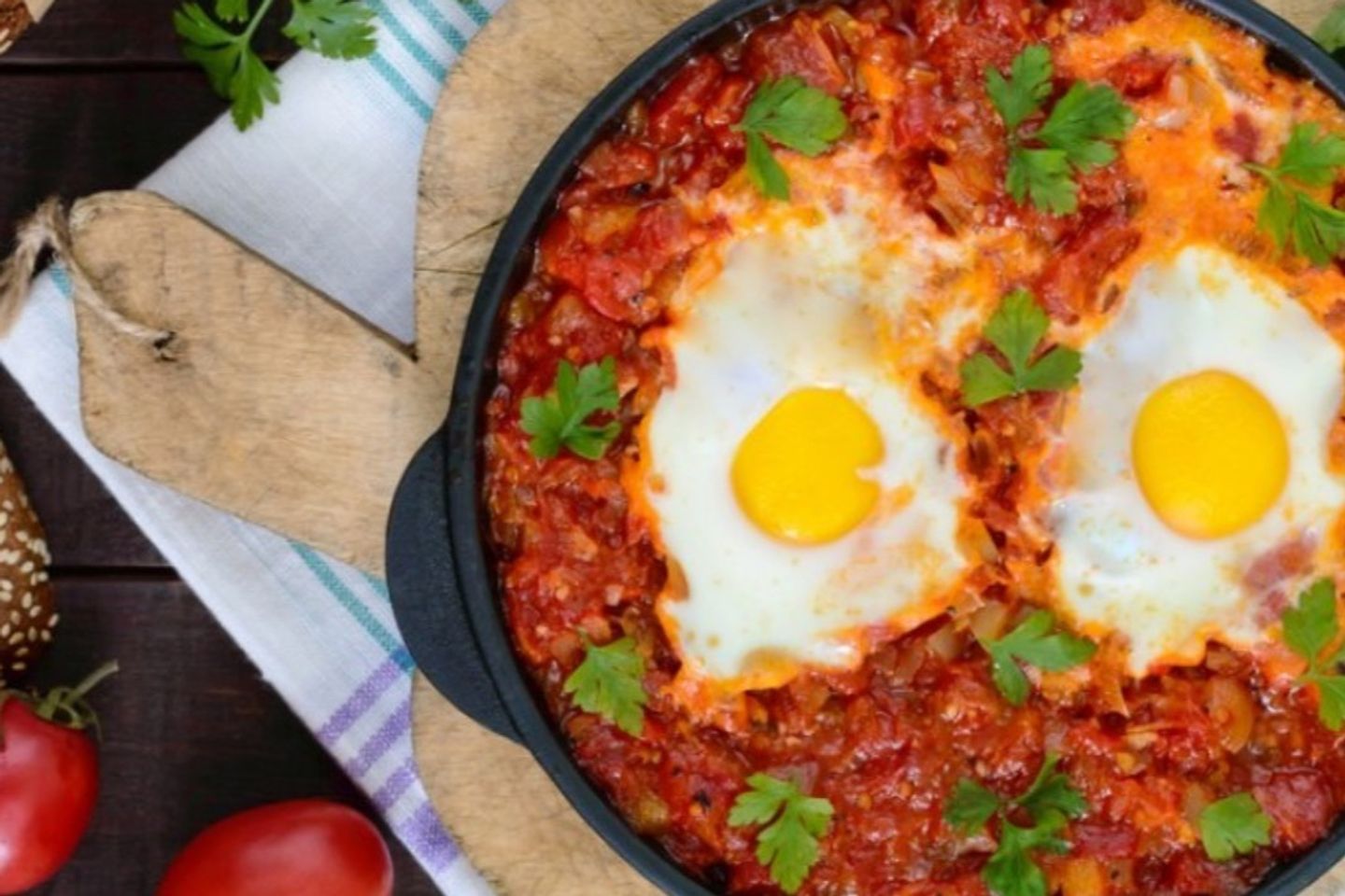 Eggs Eyon