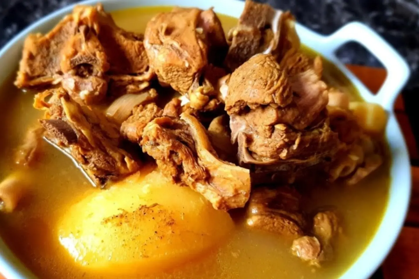 برمة لحم حاشي