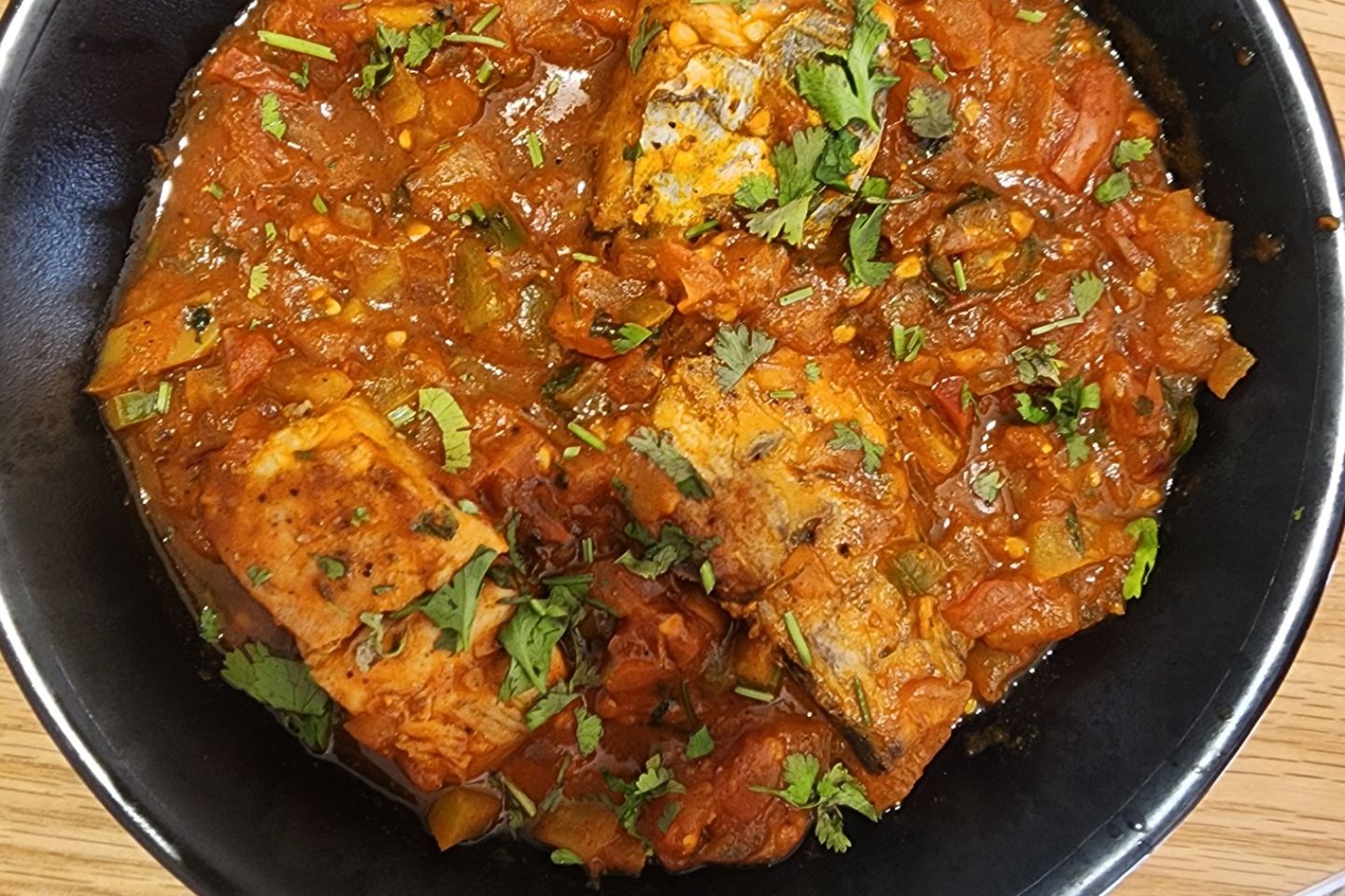 ادام سمك