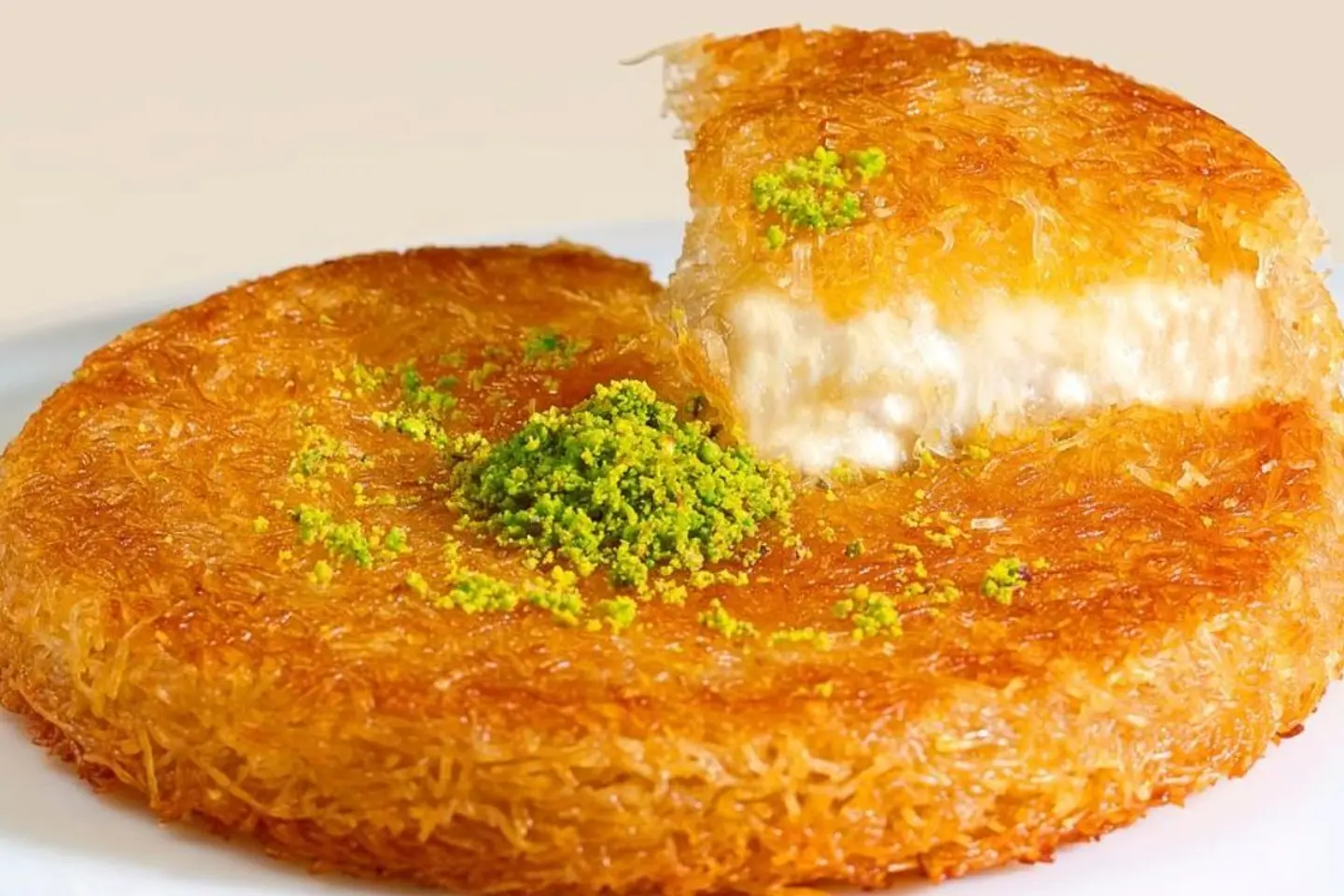 كنافة بالقشطة