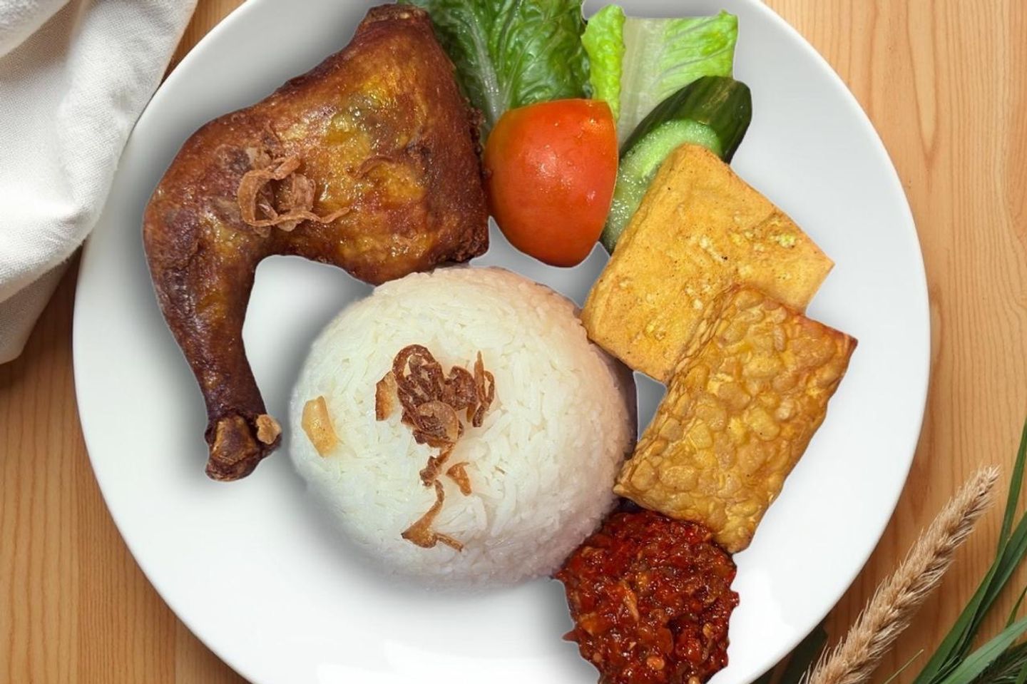 Paket Nasi Ayam Goreng
