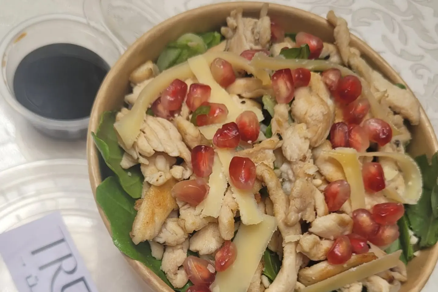 سلطة الجرجير