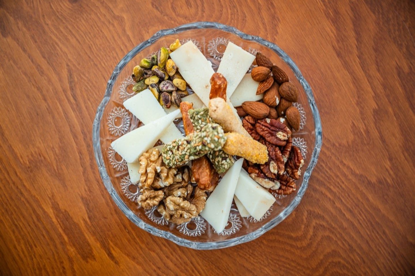 Mini Cheese And Nut Plate