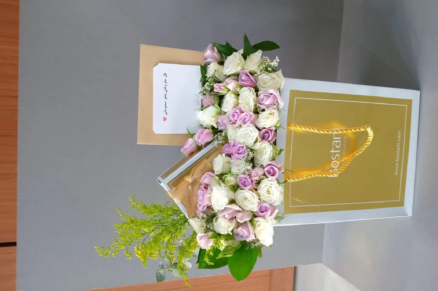 وردة و شتلة ٠٠٠٨٣