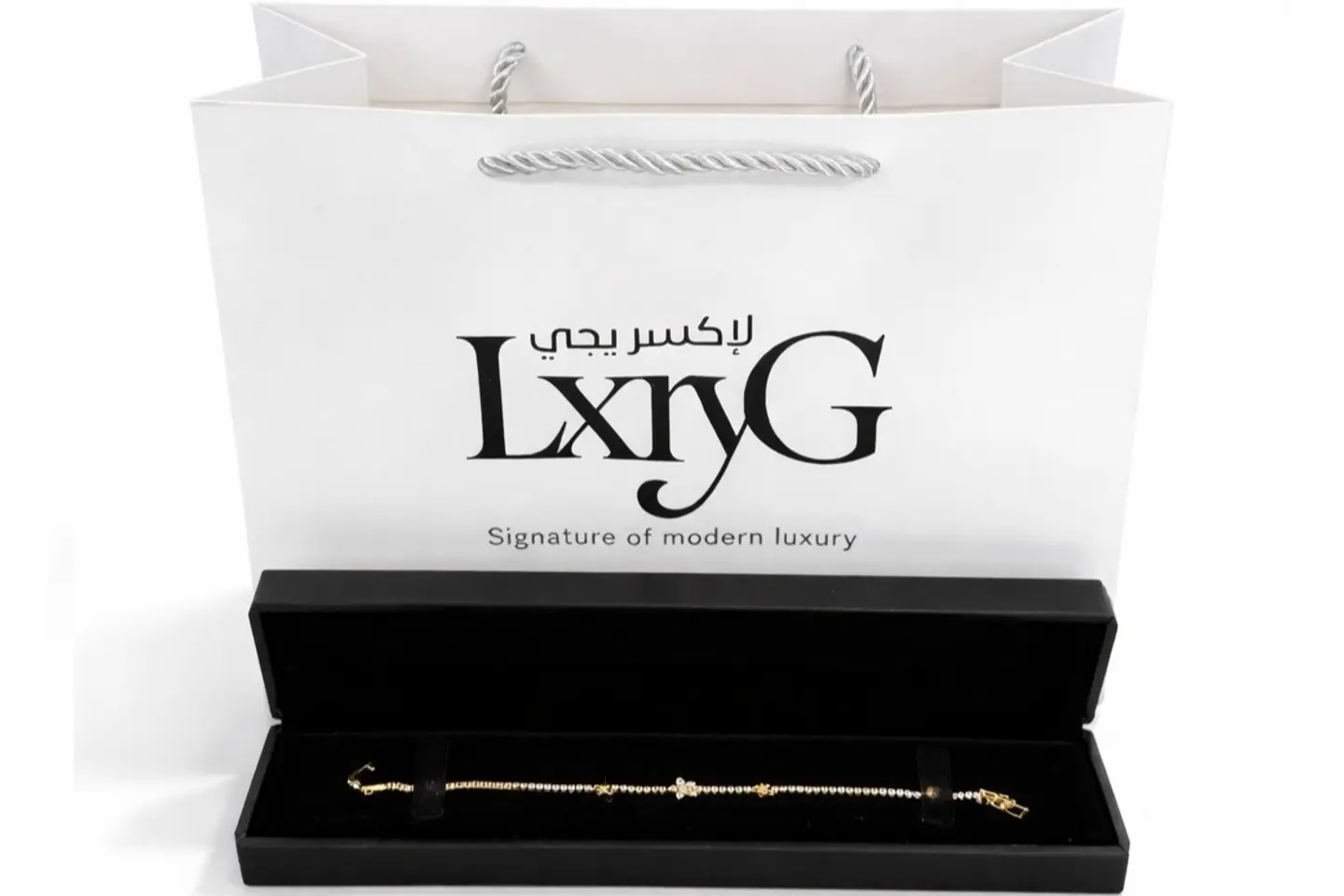 لاكسريجي اسوارة الدلال - مع ورد أبيض