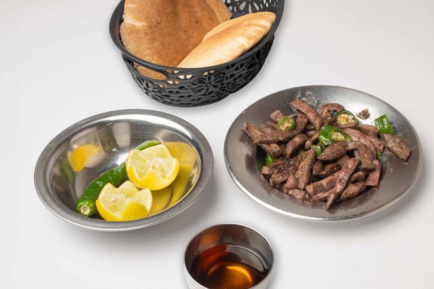 صحن كبدة جملي طازجه