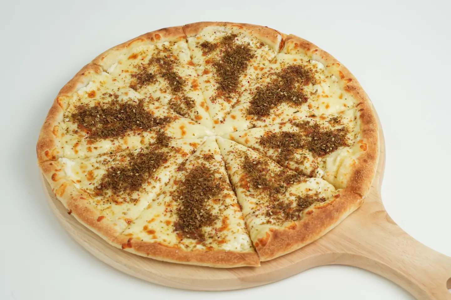 بيتزا لبنة زعتر