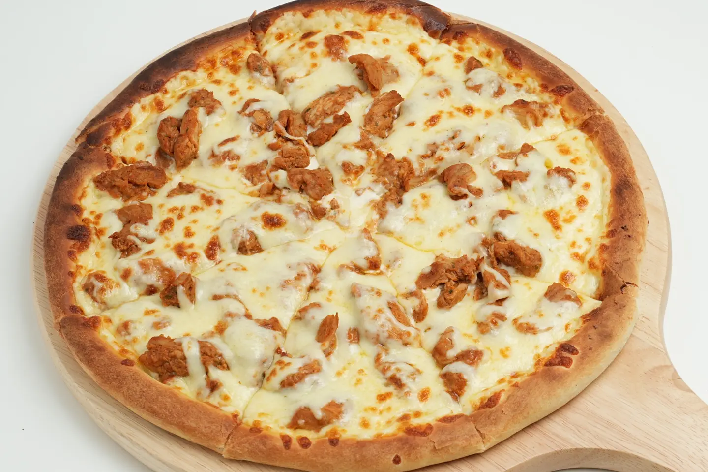 Chicken Cheese Pizza
