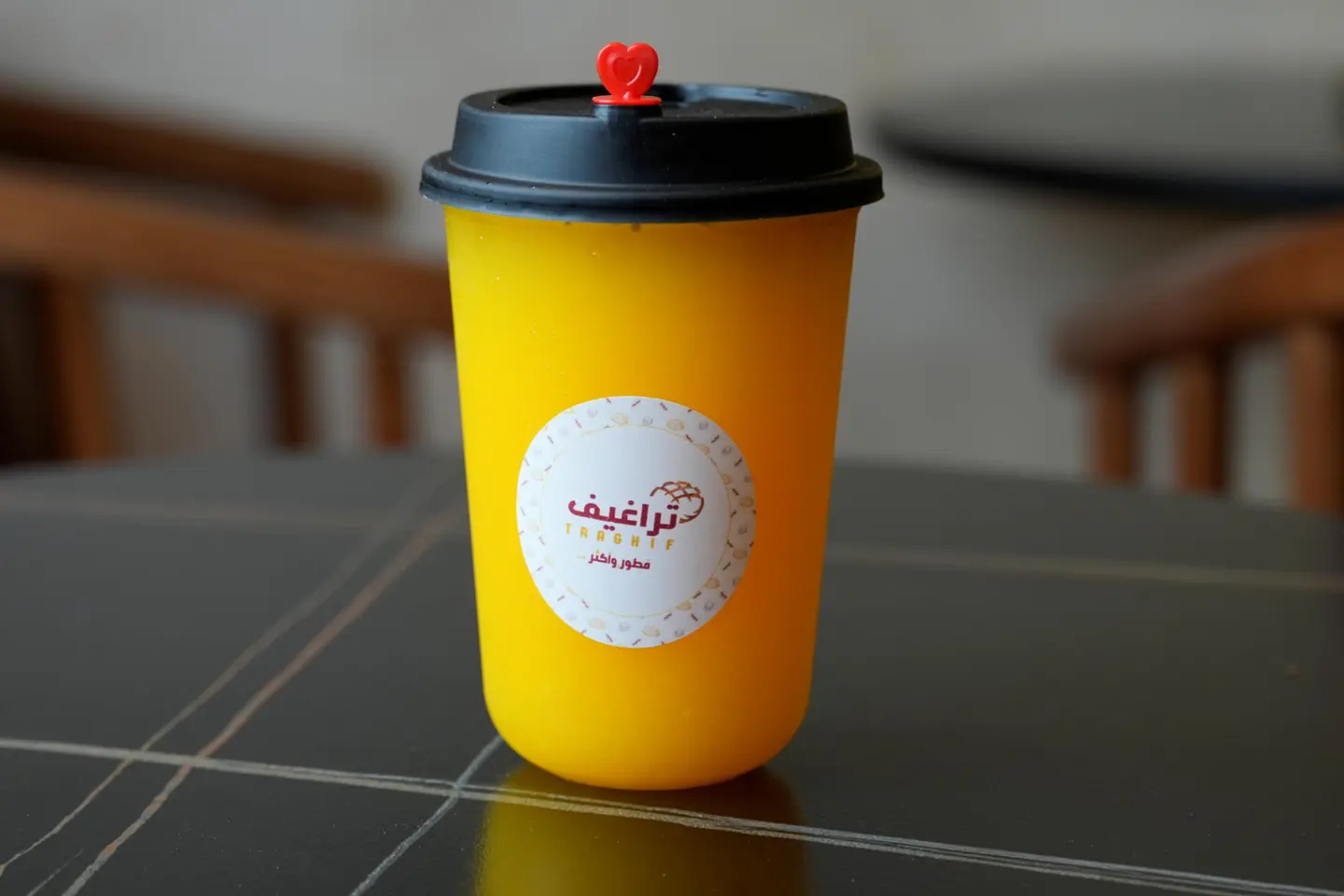 عصير برتقال طازج