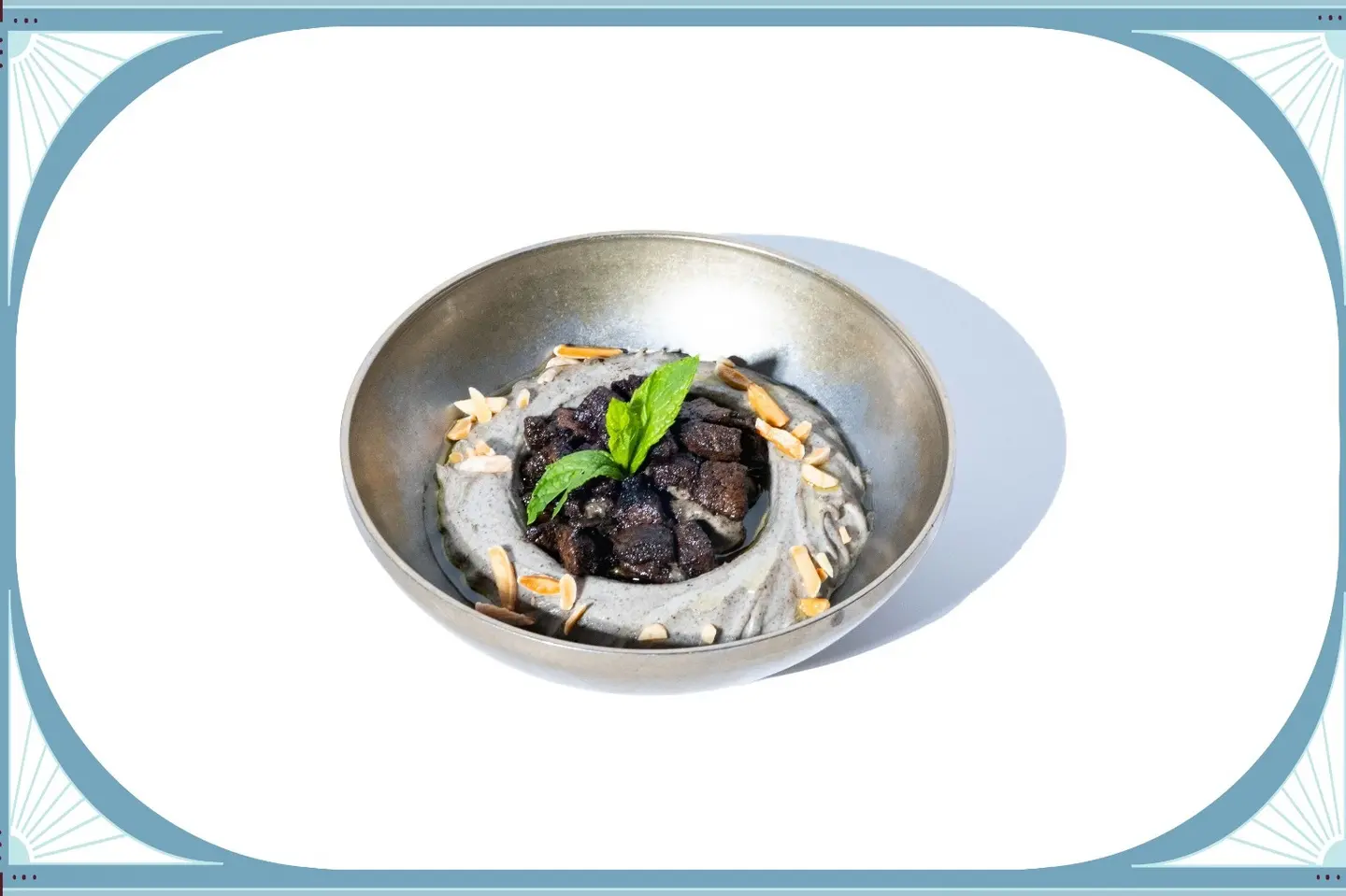 Hummus Shahan Style With Meat