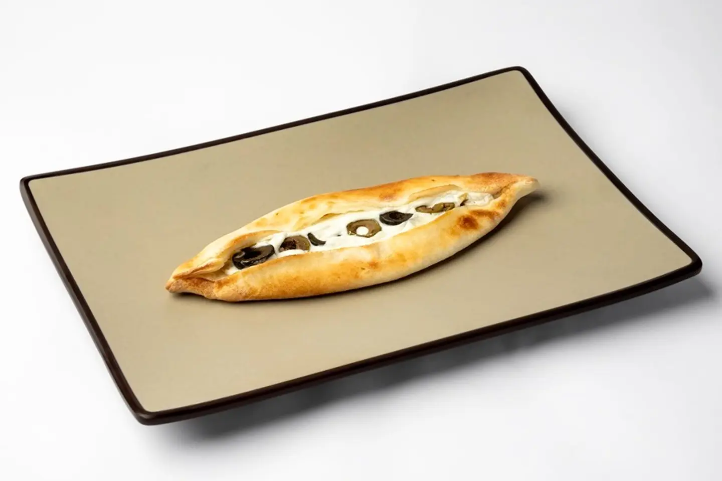 Labnah With Olives Pie