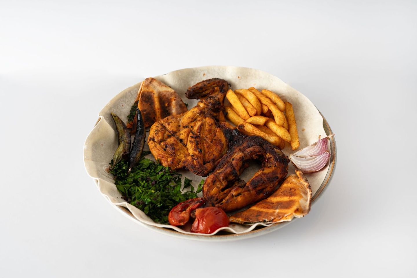 نص حبة دجاج على الفحم