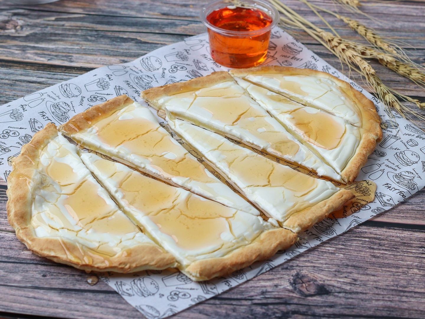 لبنة عسل