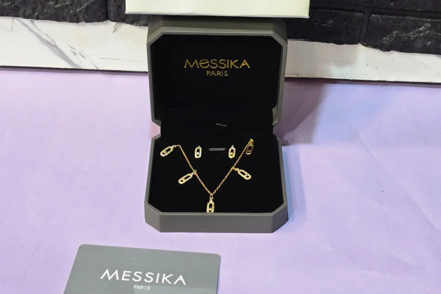 سلسال وحلق مسيكا رقم الطلب ٣٤٧