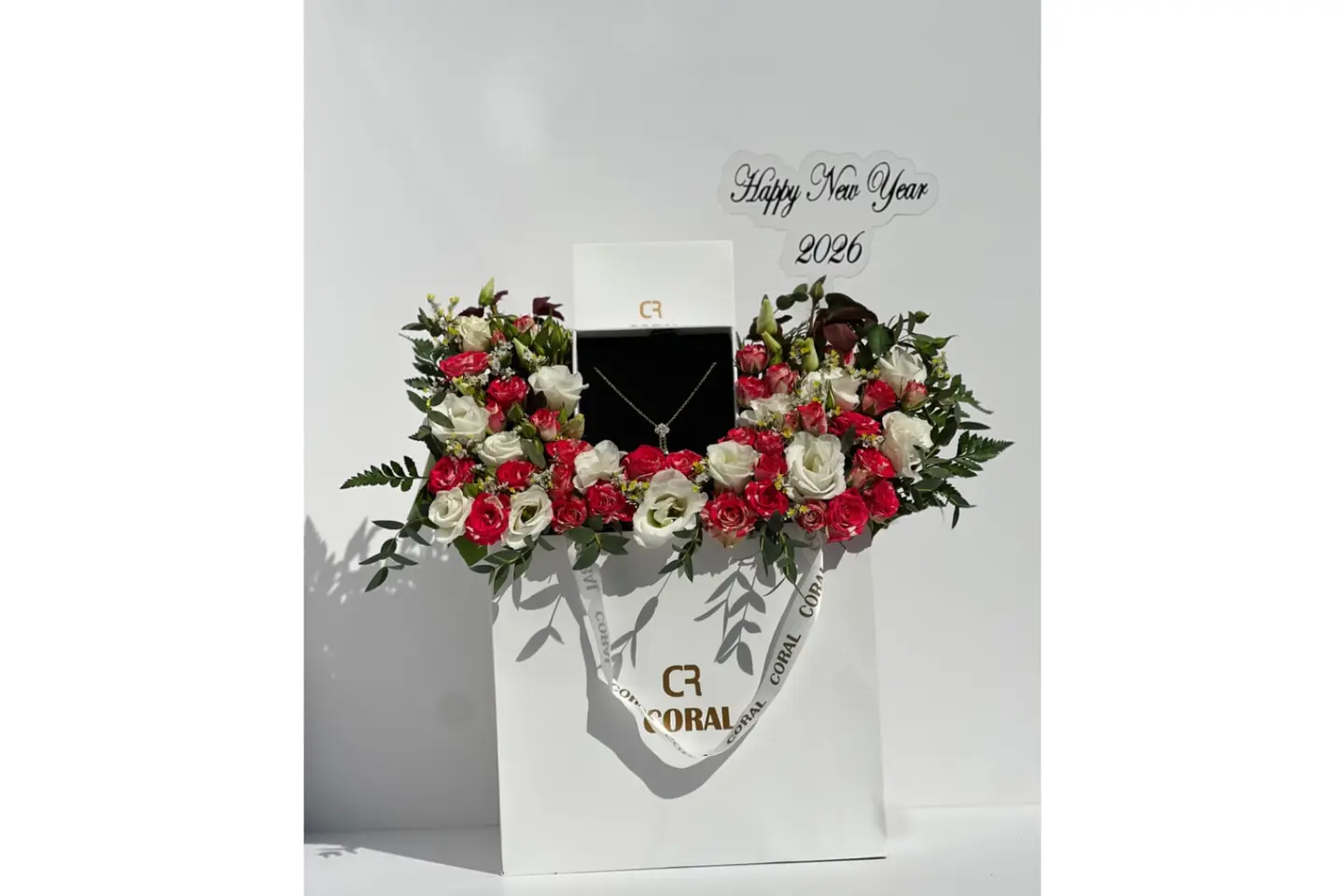 هدية رأس السنة - قلادة من المرجان