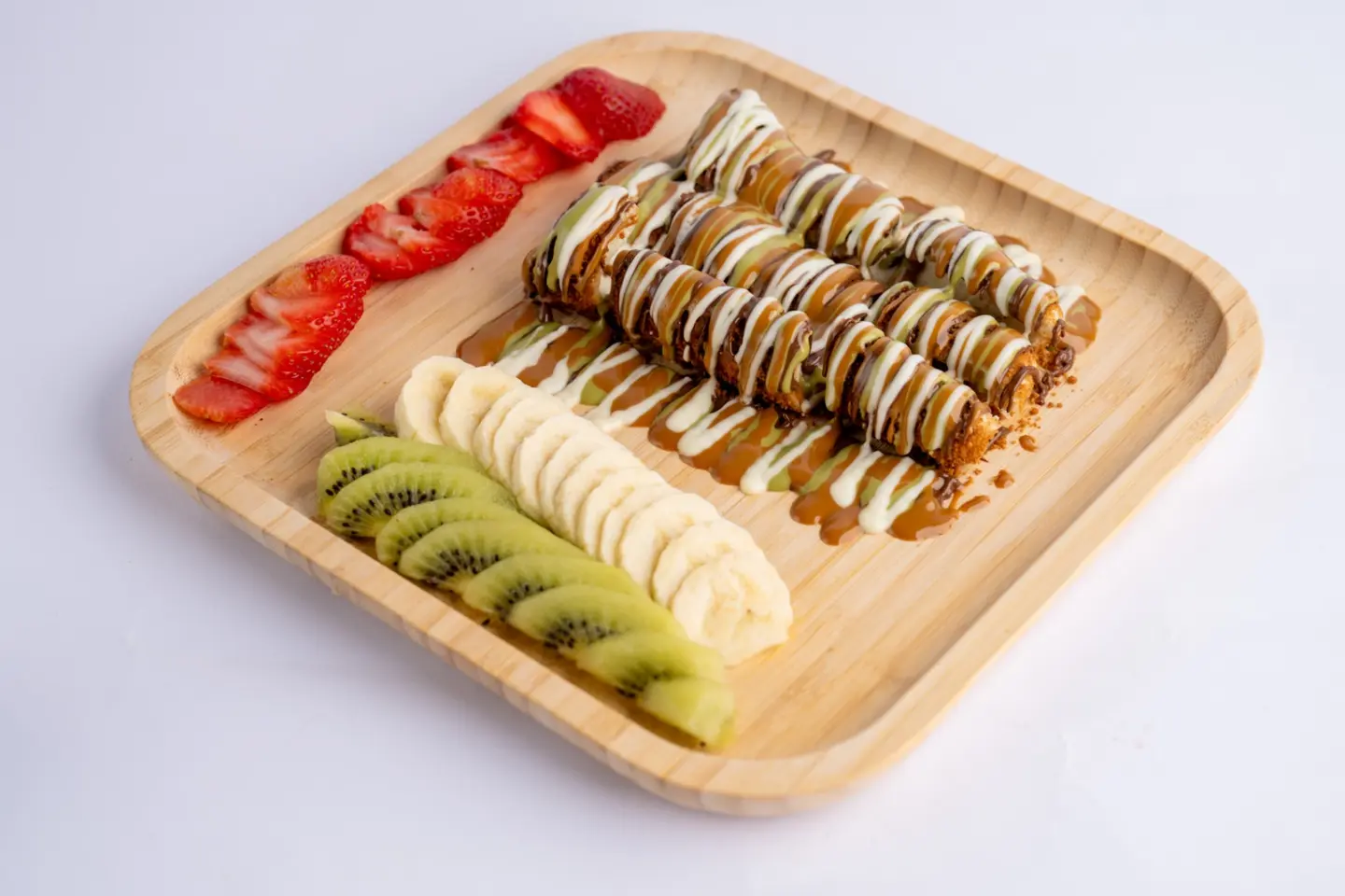 Chimney Cake Sliced ​​Fruits