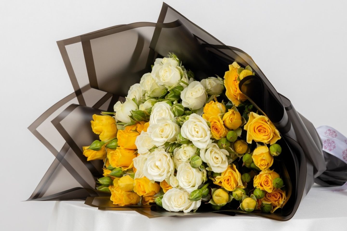 Yellow And White Bouquet