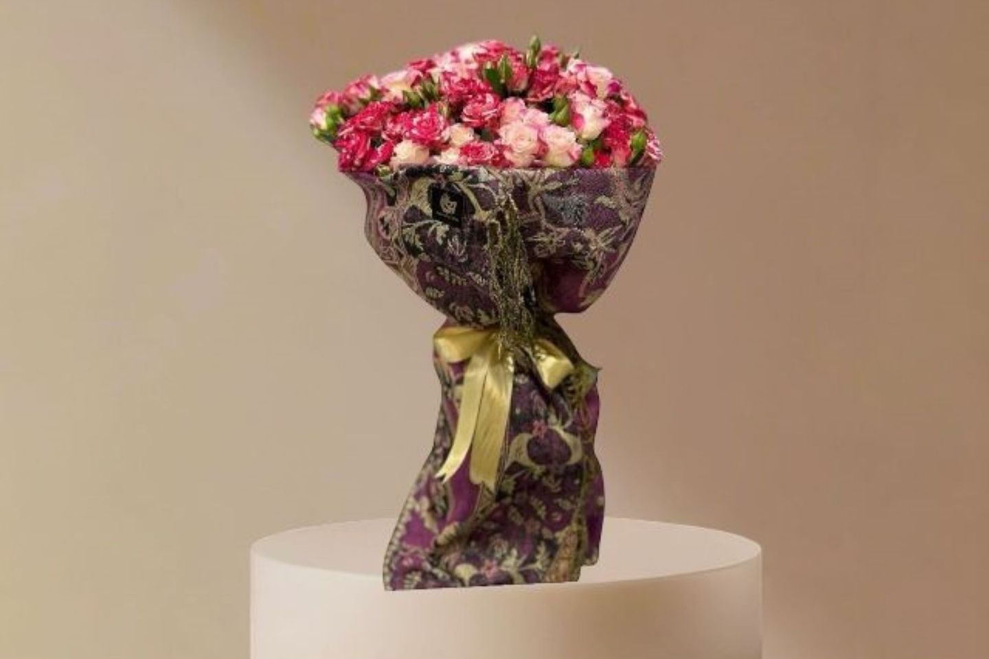 Kashmiri Shawl With Elegant Baby Rose