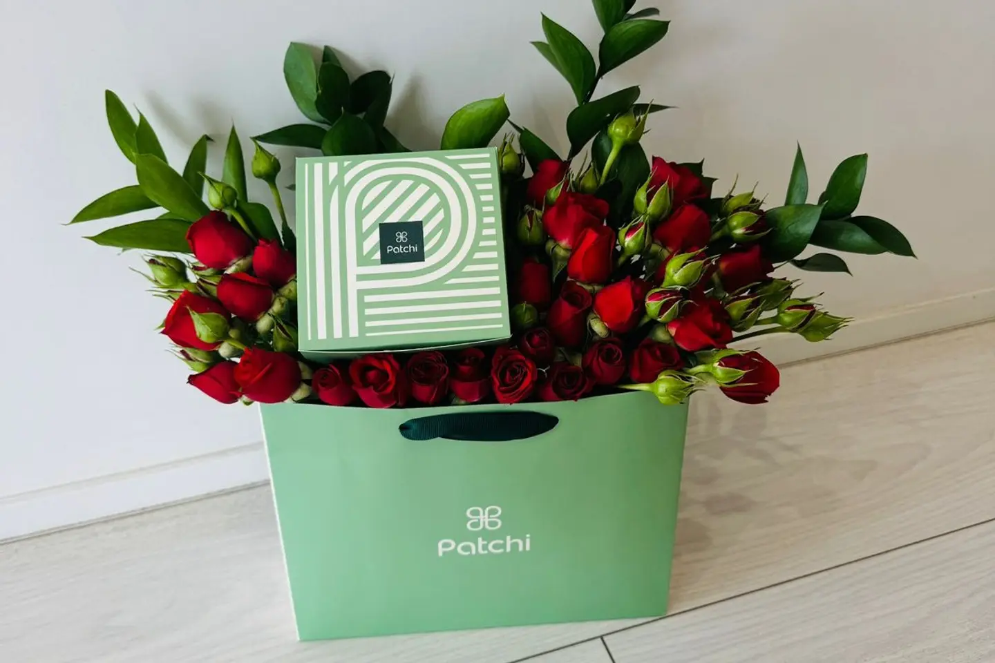 Patchi Chocolate With Red Flowers Sh6