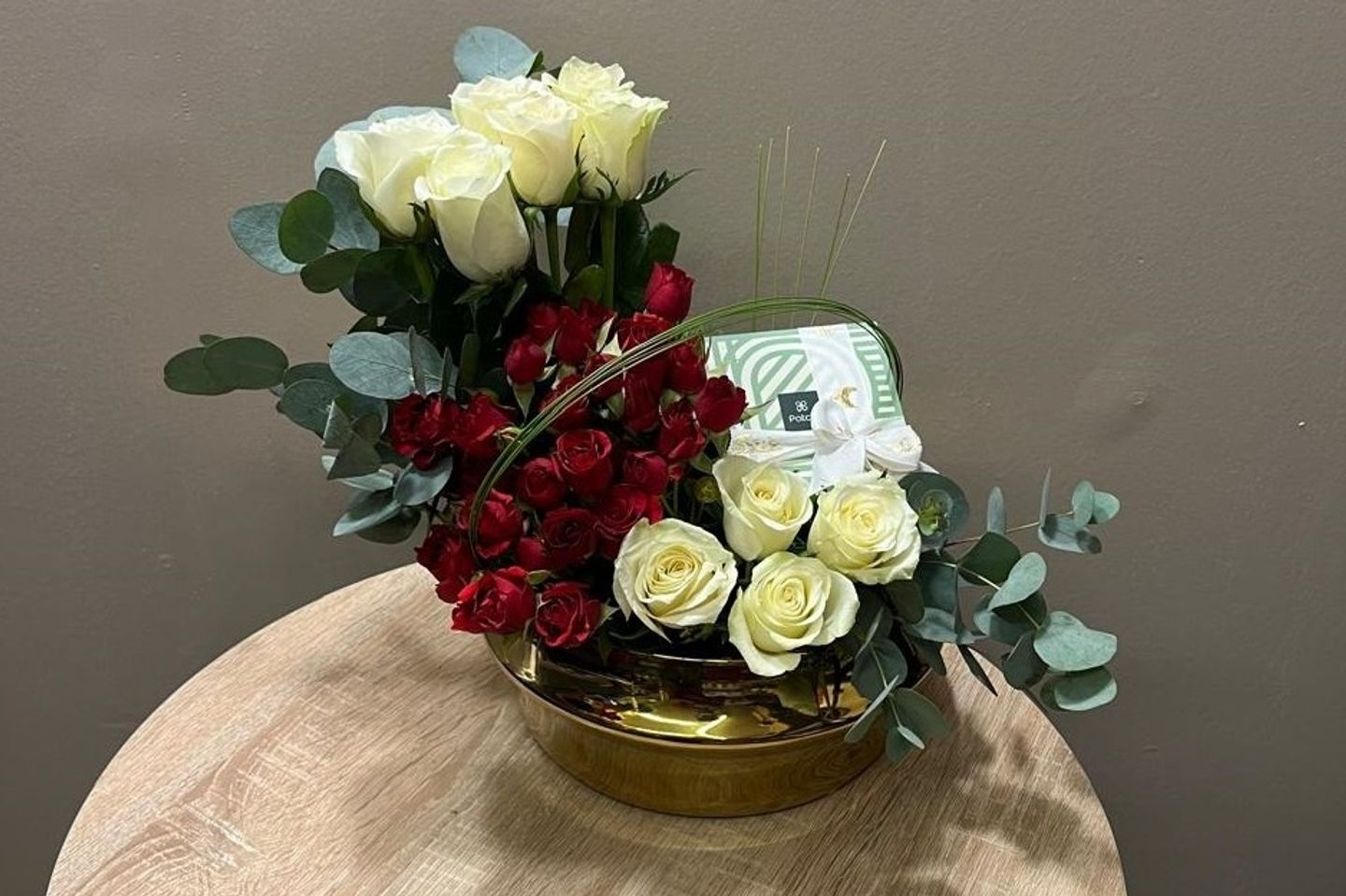 فازه منسقه مع الشوكلاته