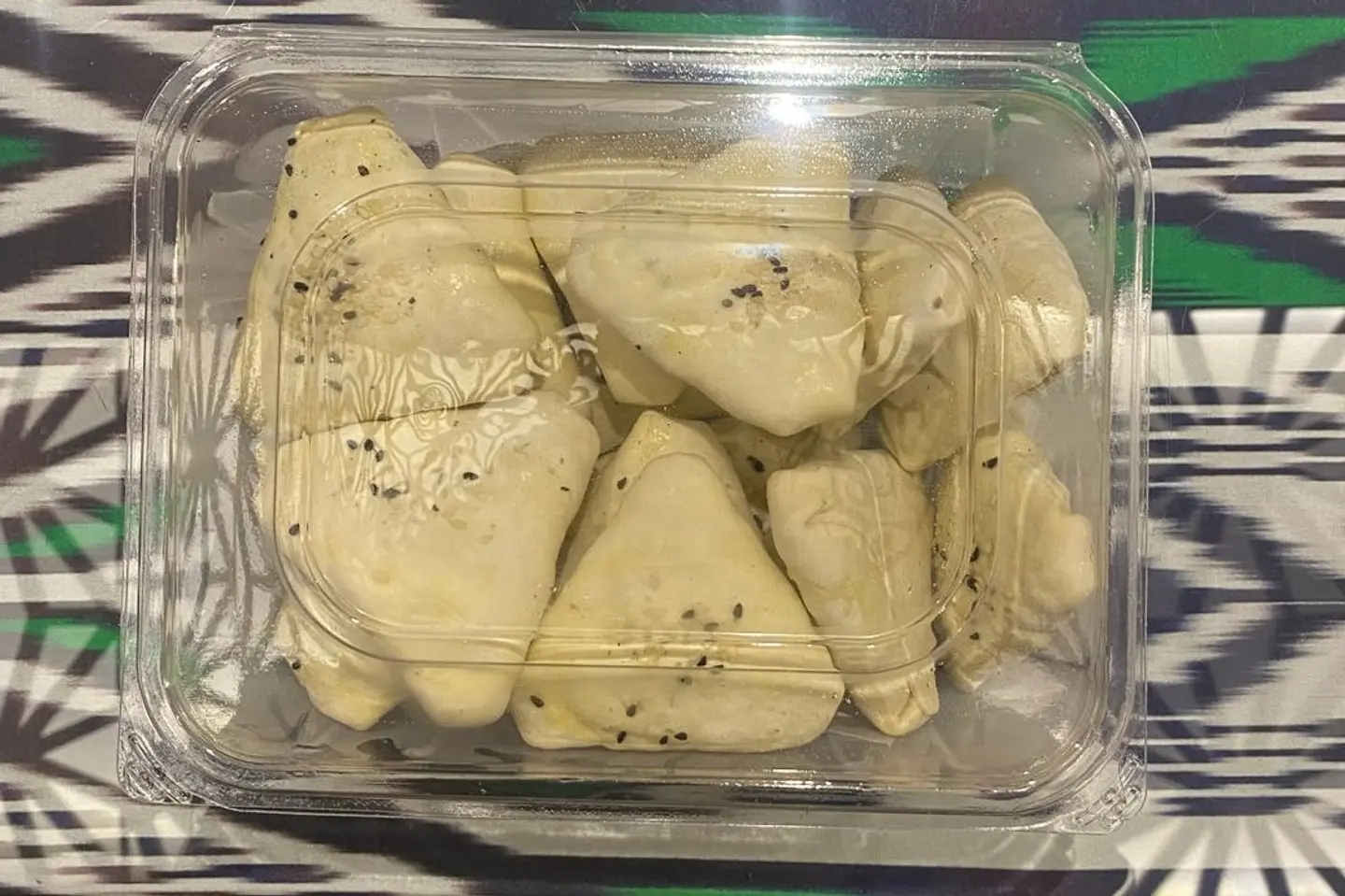 يغمش مفرزن