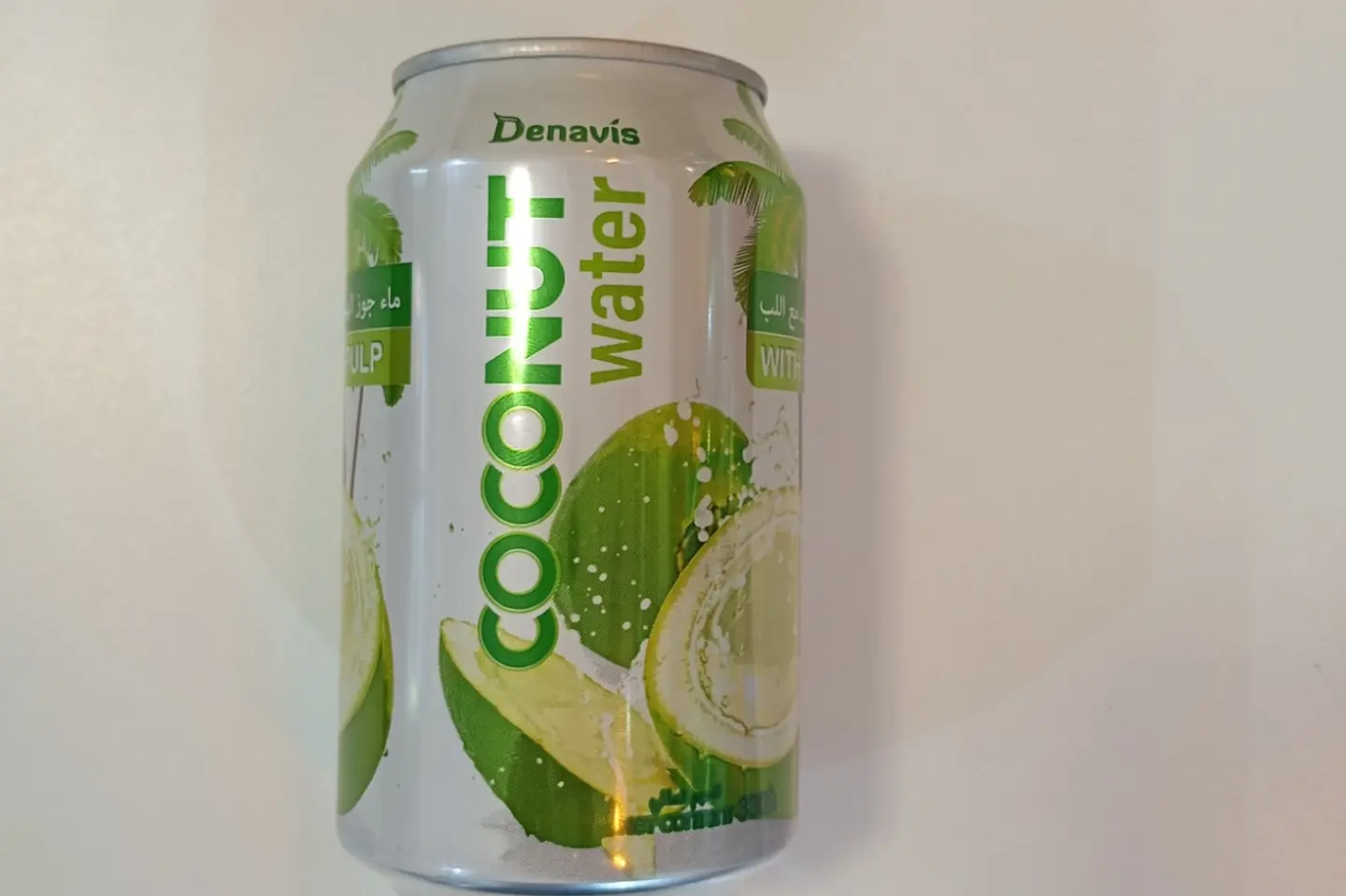 جوزة الهند ماء