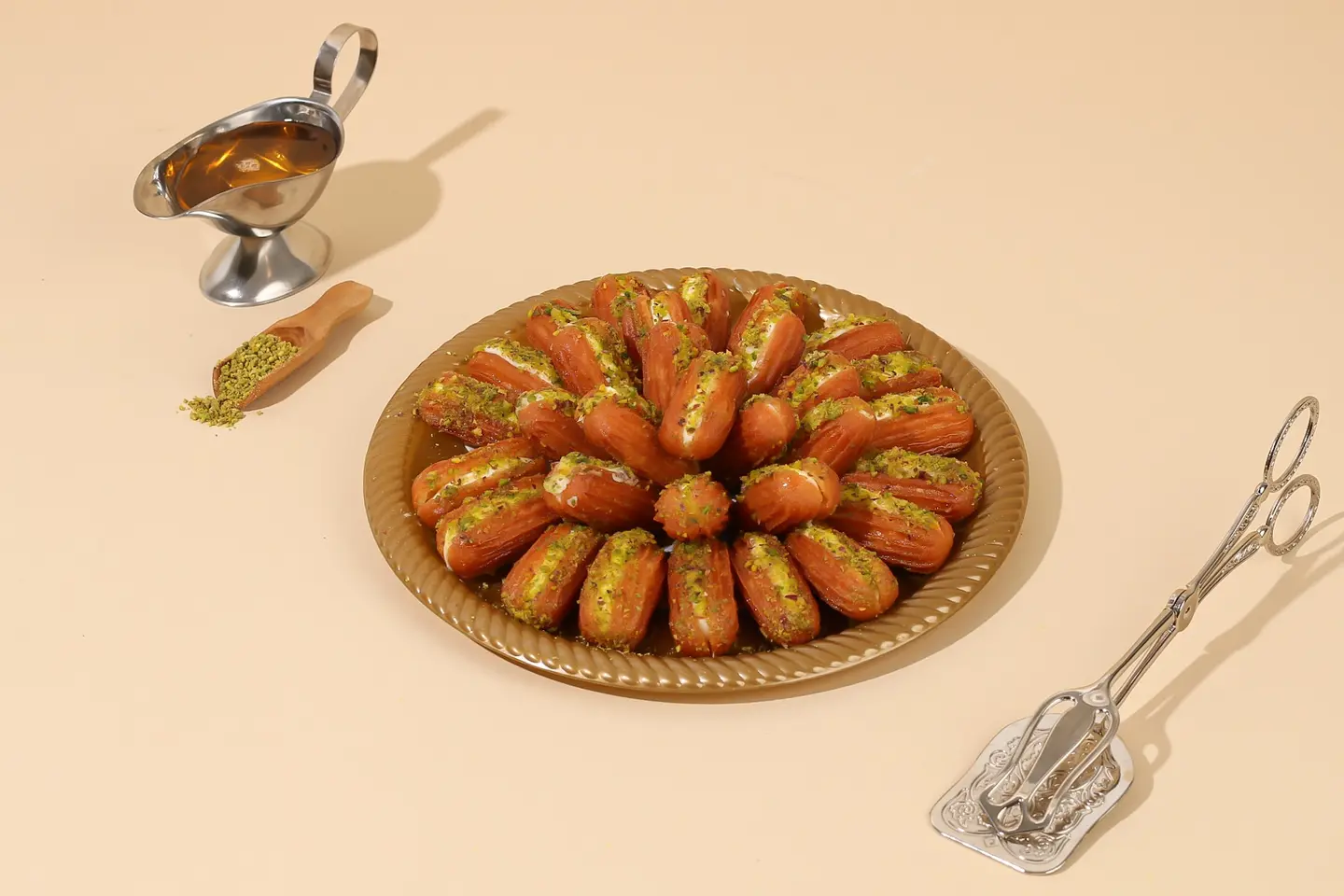 بلح الشام بالقشطة