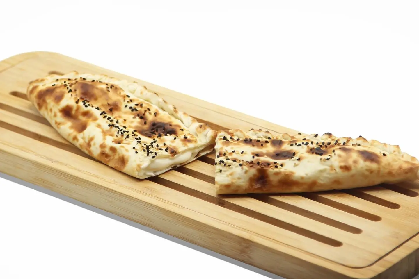 خبز تنور بجبنة الكيري