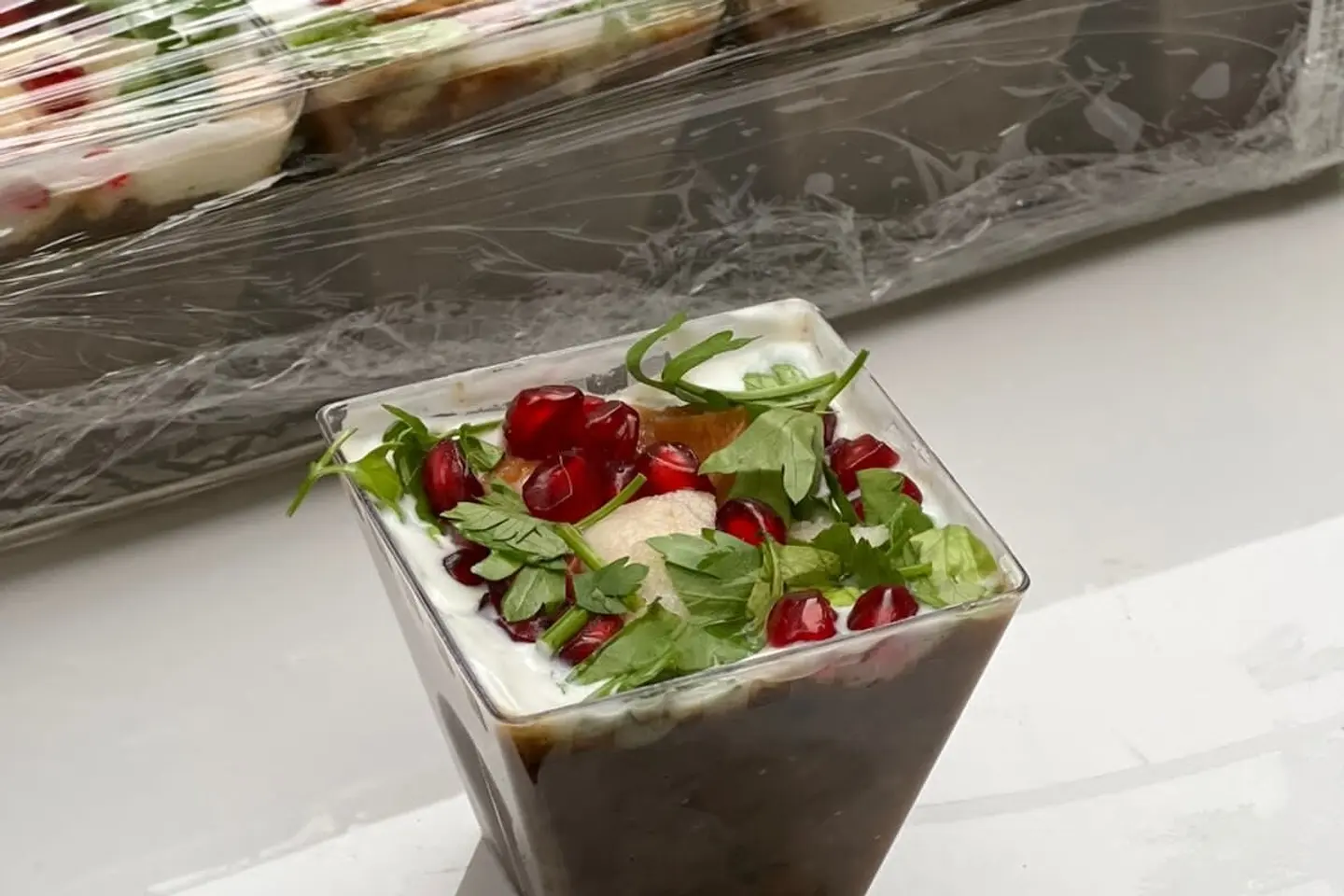 صينية كاسات فتة ورق عنب