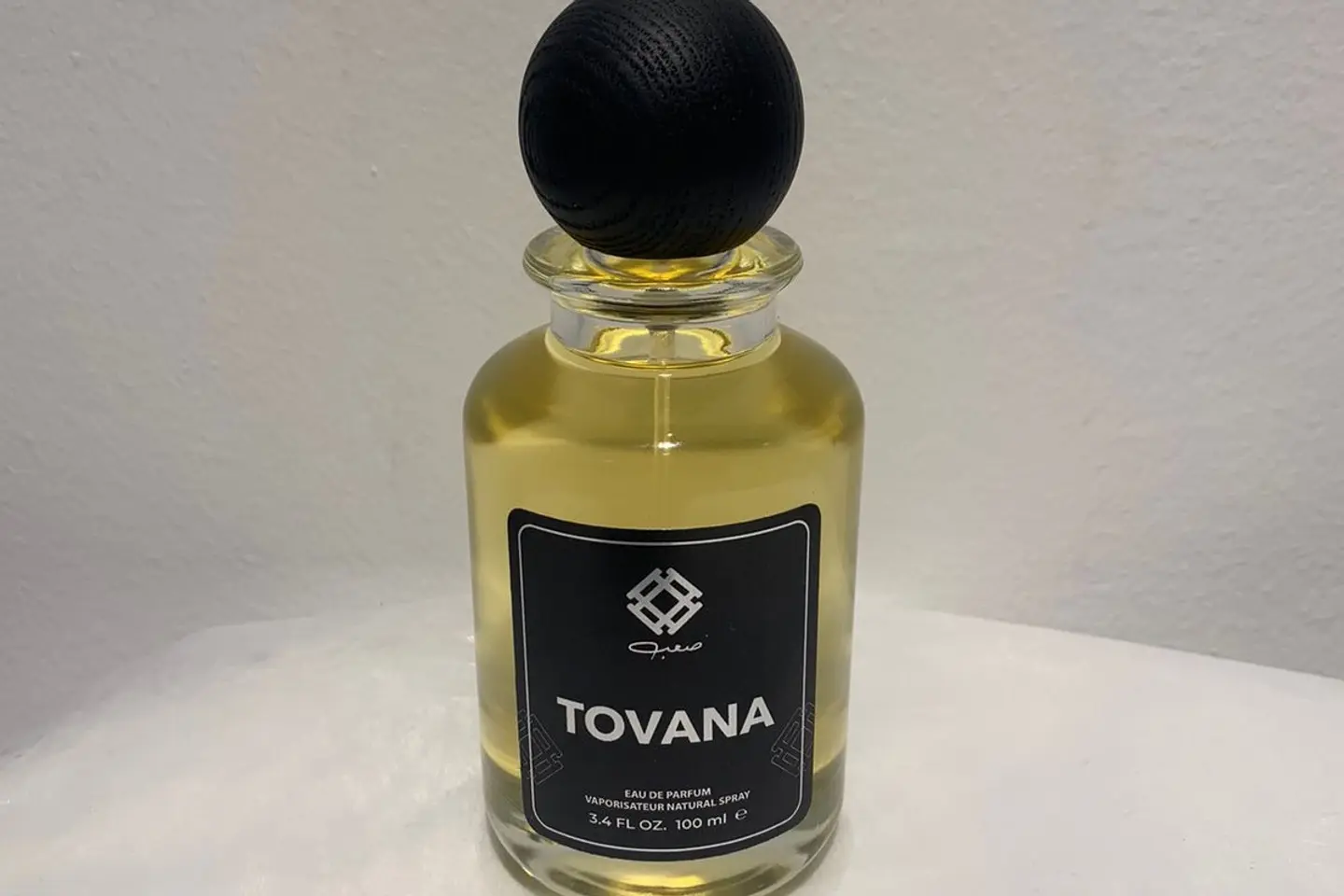 عطر توفانا