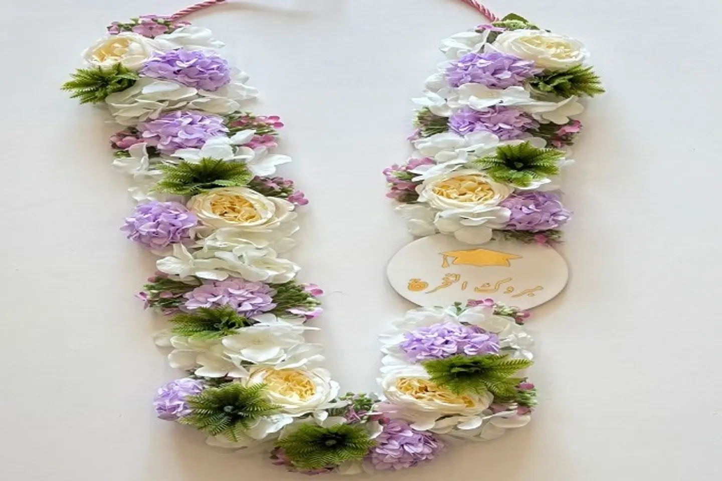 عقد ورد صناعي رقم اثنين