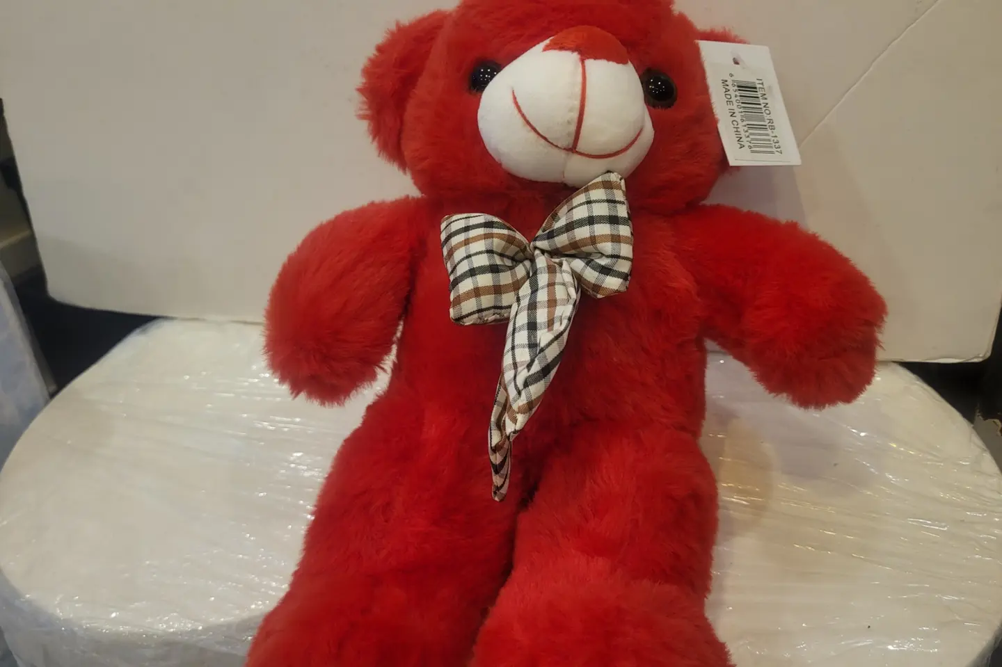 دبدوب لون احمر