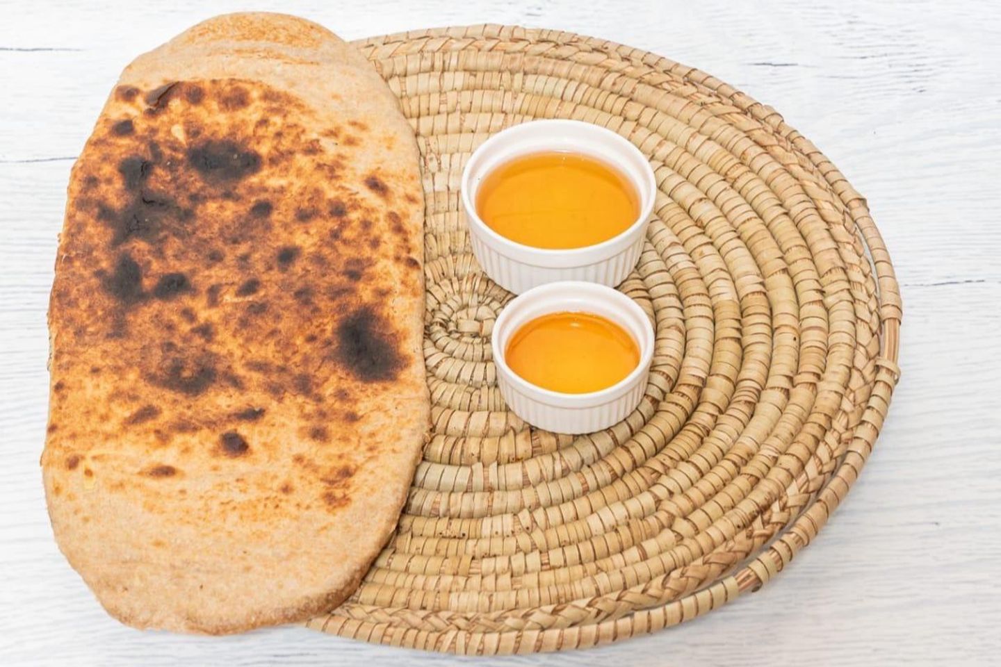 سمن بلدي وعسل