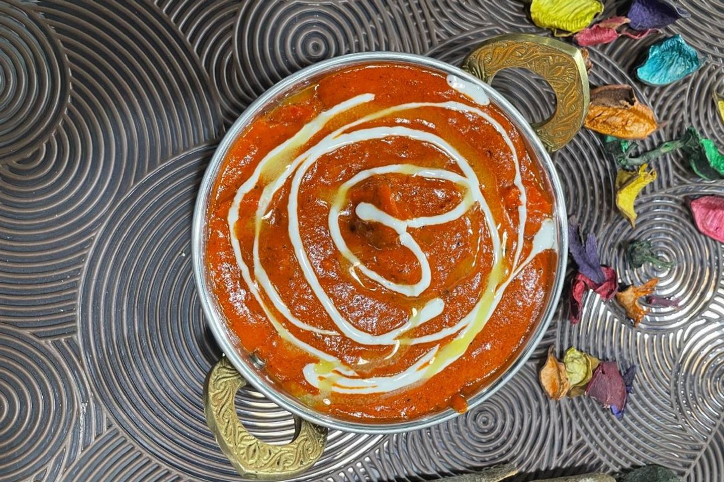 دجاج زبدة مسالا
