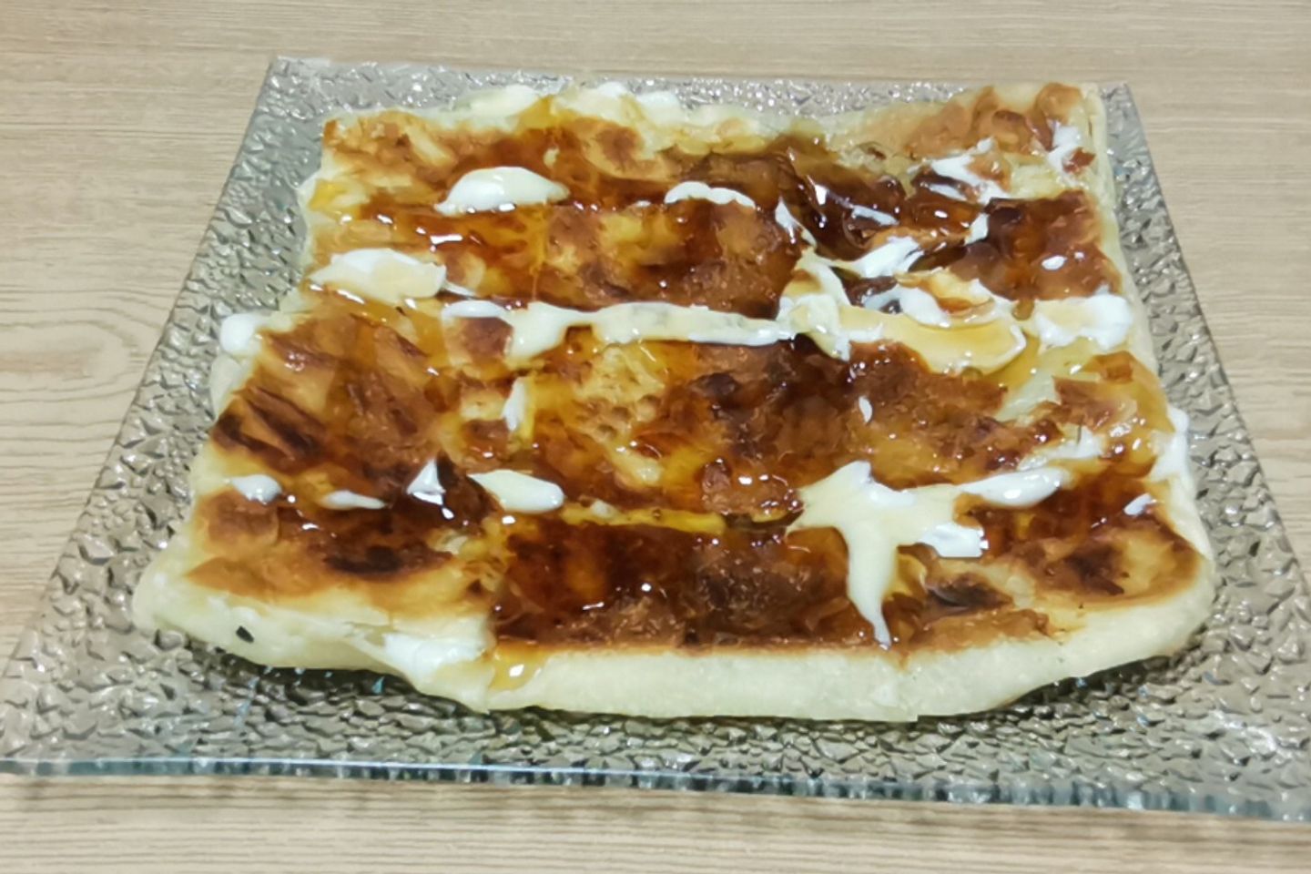 Mutabbak Cheese Honey